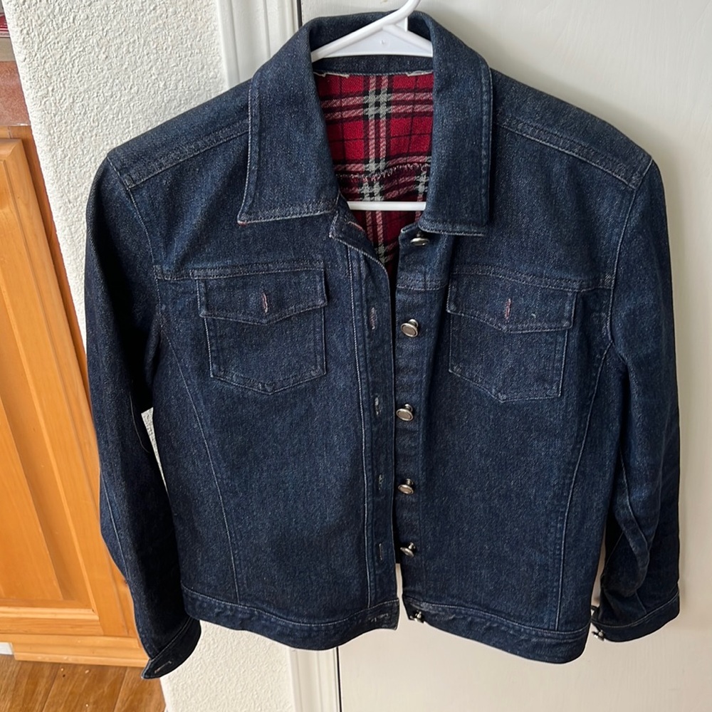 Cute dark Jean Jacket